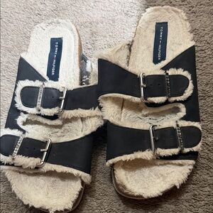 Tommy Hilfiger Black and Cream Fuzzy Slippers